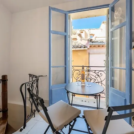Apartamento Charming 1-bedroom Townhouse