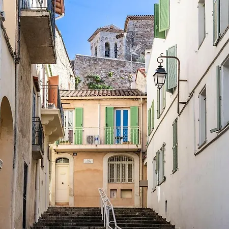 Charming 1-bedroom Townhouse
