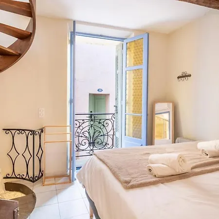 Apartamento Charming 1-bedroom Townhouse *